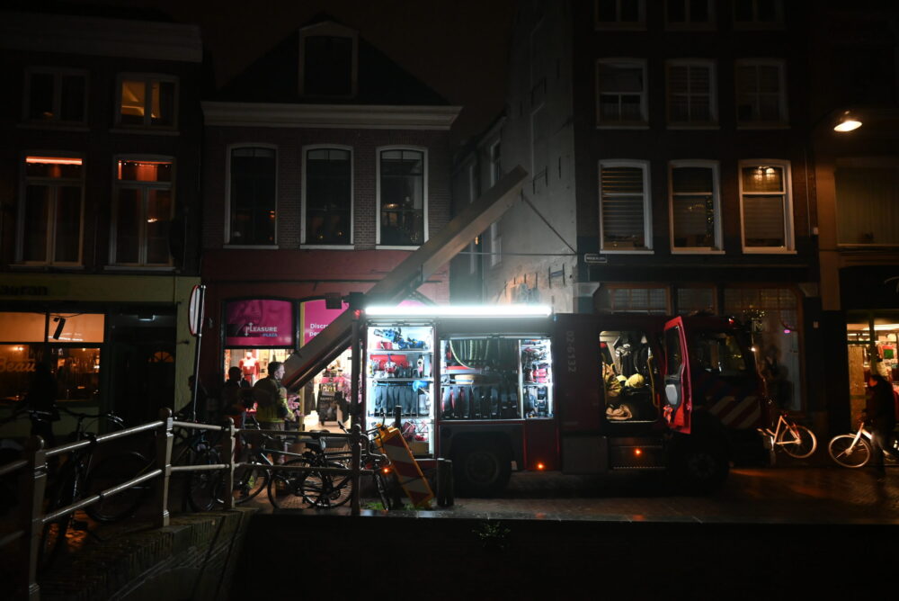 Brand aan Over de Kelders zorgt voor grote inzet hulpdiensten