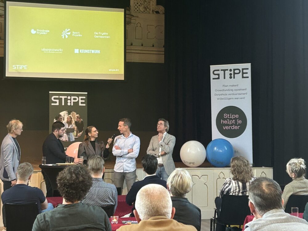 VIDEO: Nieuw platform Stipe.frl helpt mienskip met ideeën voor dorp, buurt of wijk