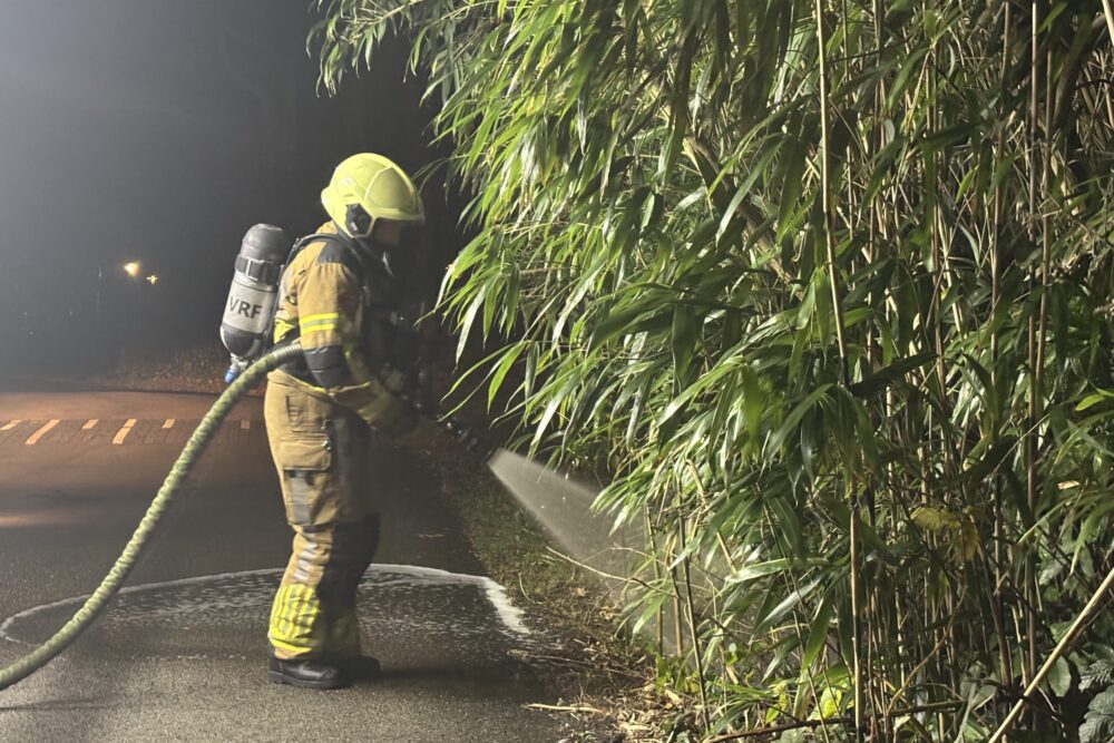 Buitenbrand aan de Eeskwerd in Leeuwarden