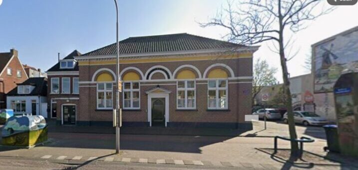 Heroïnebehandelunit op het Zuidvliet verhuisd naar pand VNN op de Oostergoweg