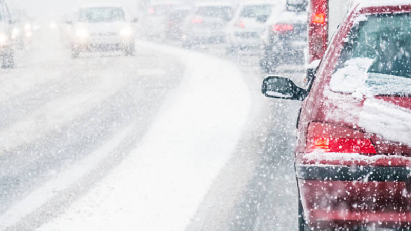 Rijkswaterstaat: ga vrijdag alleen de weg op als het moet
