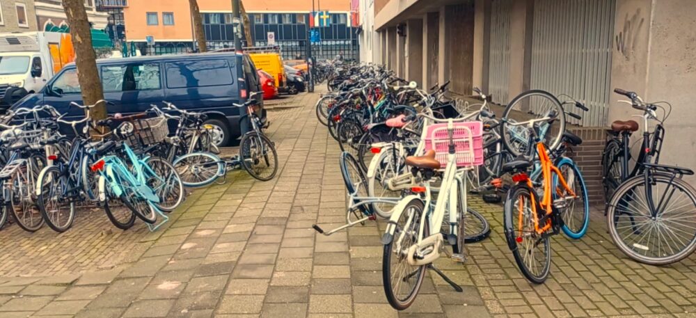 Baljéestraat in Leeuwarden is gratis fietsenstalling