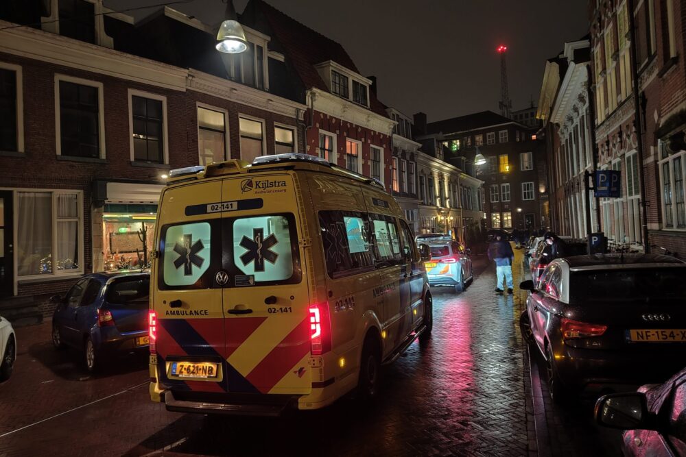 Botsing tussen twee auto’s in Leeuwarden