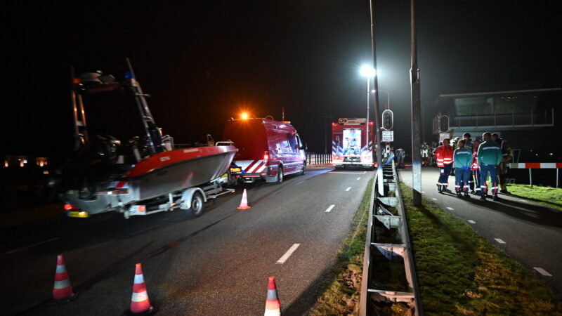 Grootschalige zoekactie naar mogelijk persoon te water in Wergea
