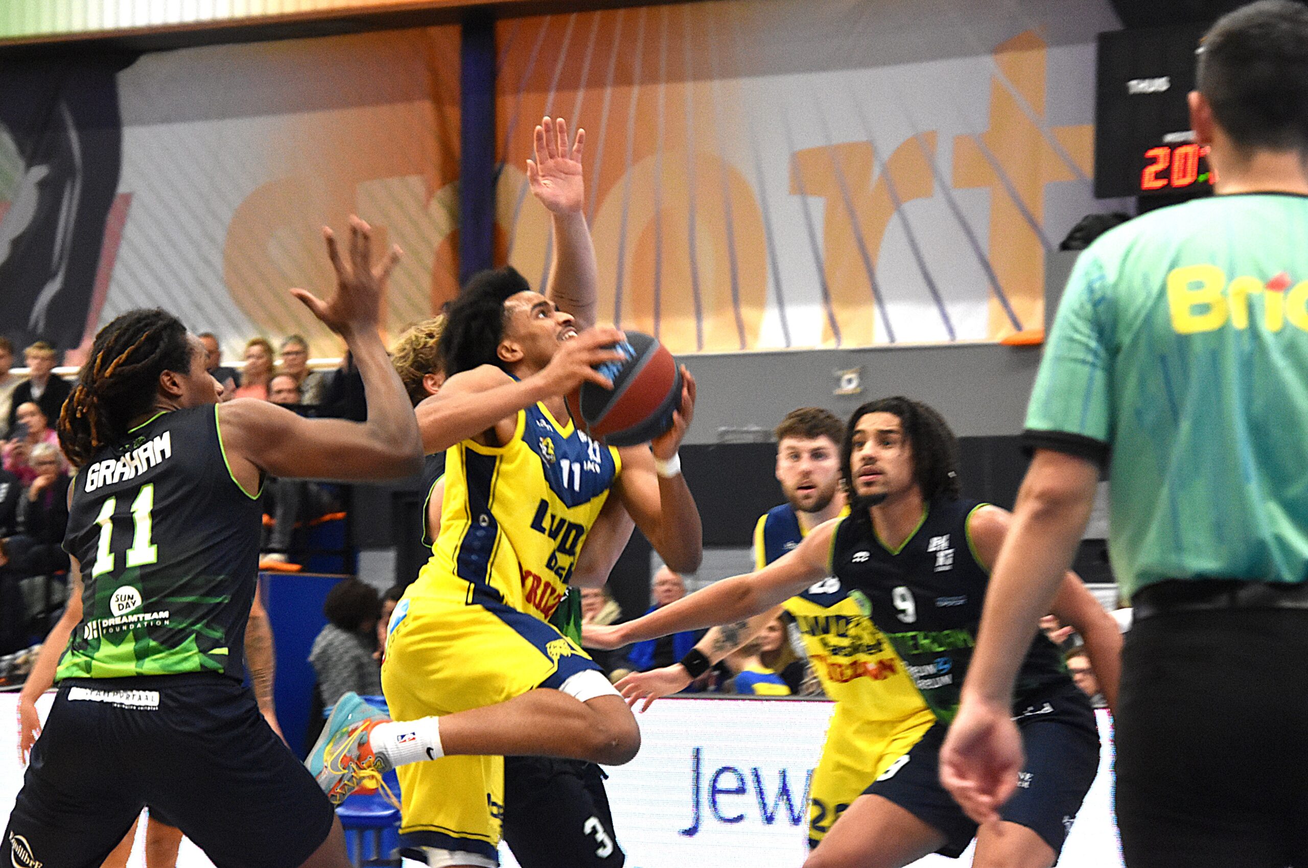 Pijnlijk verlies LWD Basket tegen Rotterdam City Basketbal