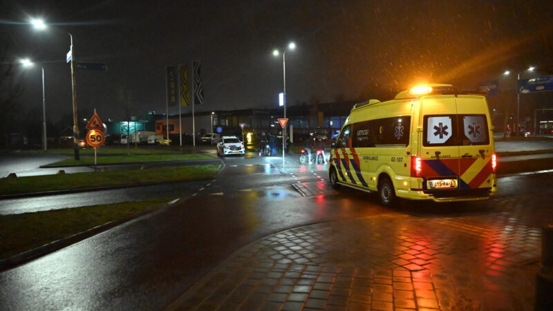 Dronken persoon aangereden door bestelbus in Leeuwarden, bestuurder rijdt door