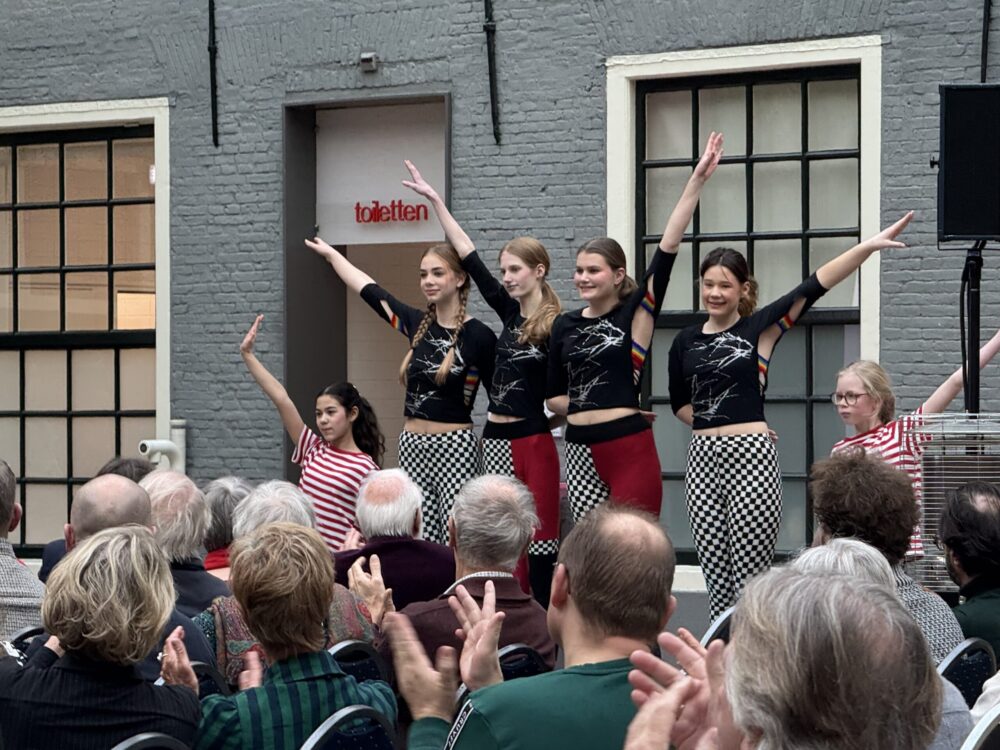 Nieuwe Stads Weeshuis pakt flink uit bij 350-jarig bestaan: 600.000 euro voor goede iniatieven