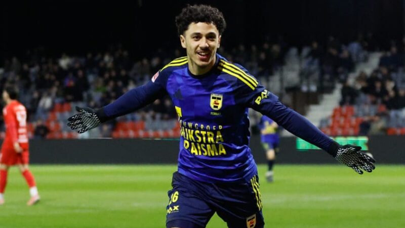 VIDEO: Cambuur wint moeizaam bij Helmond Sport en zet stap richting promotie