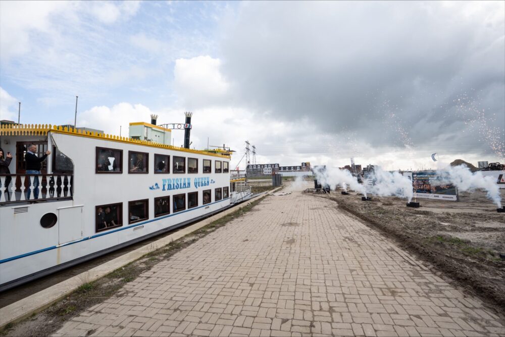 Feest op het water markeert mijlpaal voor Haveneiland in Leeuwarden