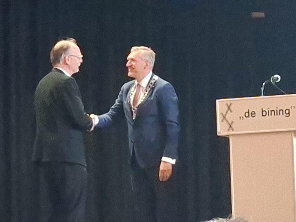 VIDEO – Lintjesregen in Gemeente Leeuwarden