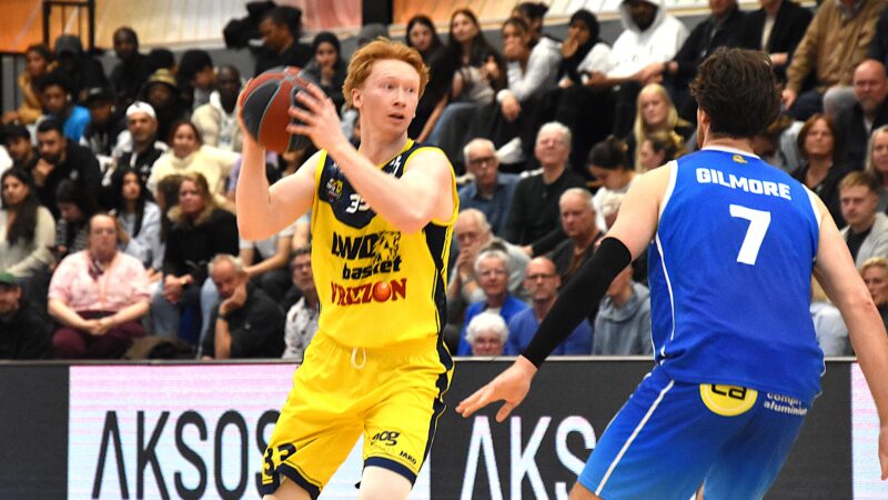 LWD Basket houdt open huis tegen Suns Den Helder