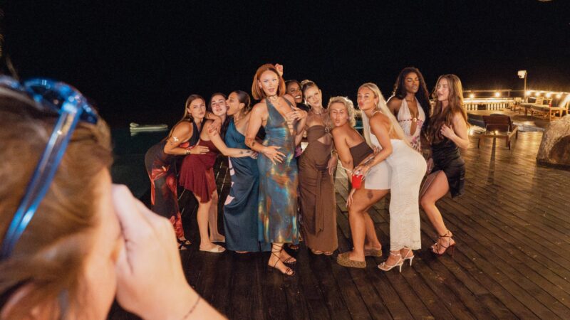 VIDEO: Aan tafel met Anastasia, verleidster Temptation Island