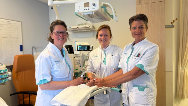 Nieuwe opvangtafel in Frisius MC Leeuwarden houdt pasgeboren baby dichter bij moeder