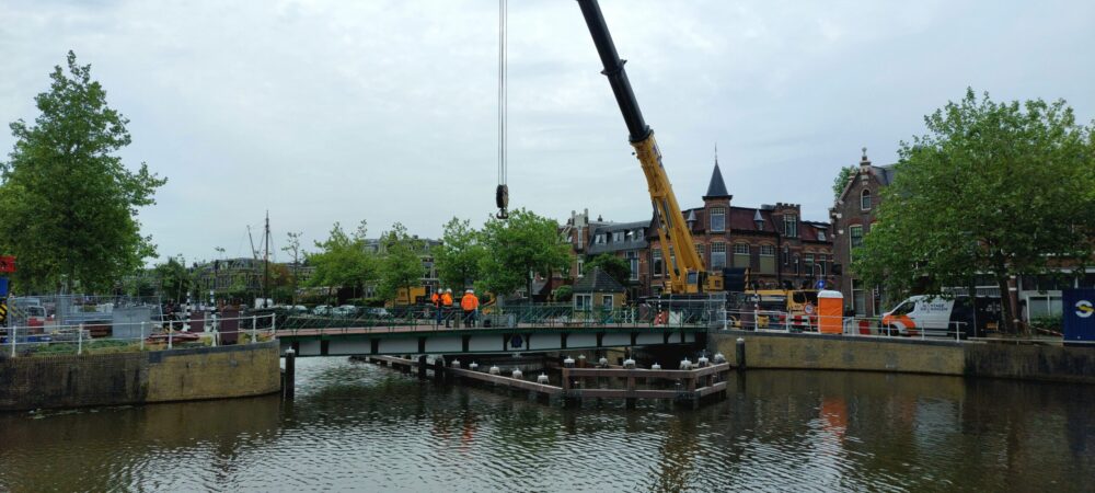 1e Kanaalsbrug keert terug naar vertrouwde plek: juli weer open