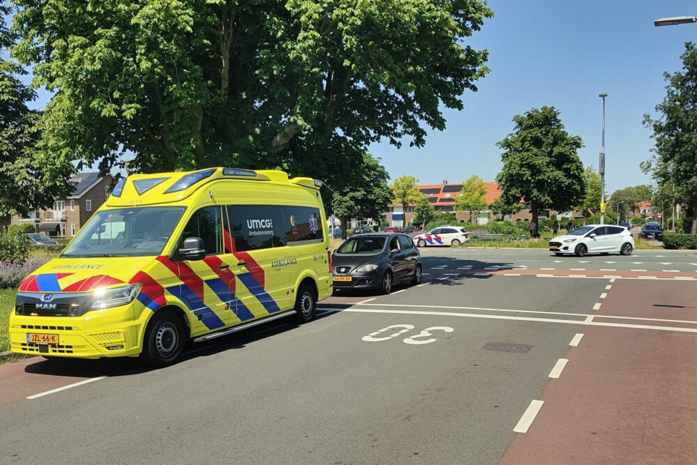 Voetganger aangereden bij kruising Van Miereveltplantsoen en Julianalaan in Leeuwarden