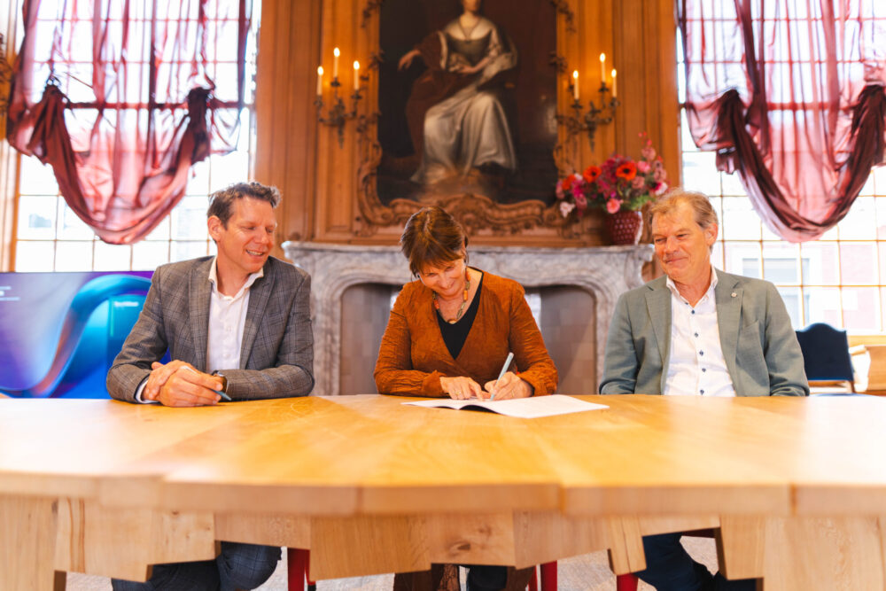 Nieuwe samenwerking volwassenenonderwijs in Friesland van start