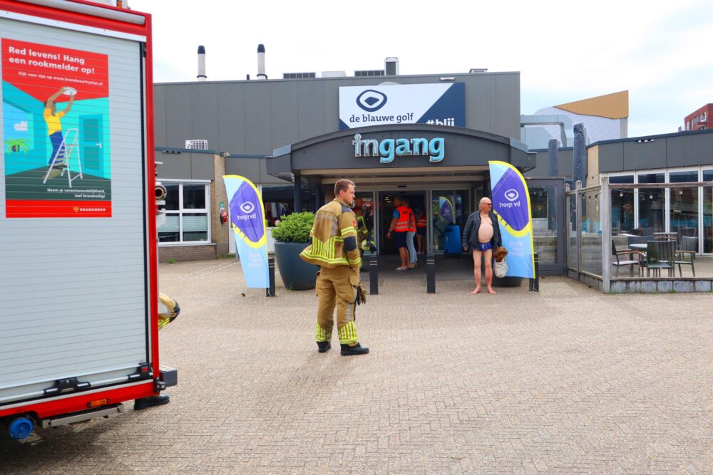 Brandmelding bij zwembad in Leeuwarden blijkt loos alarm