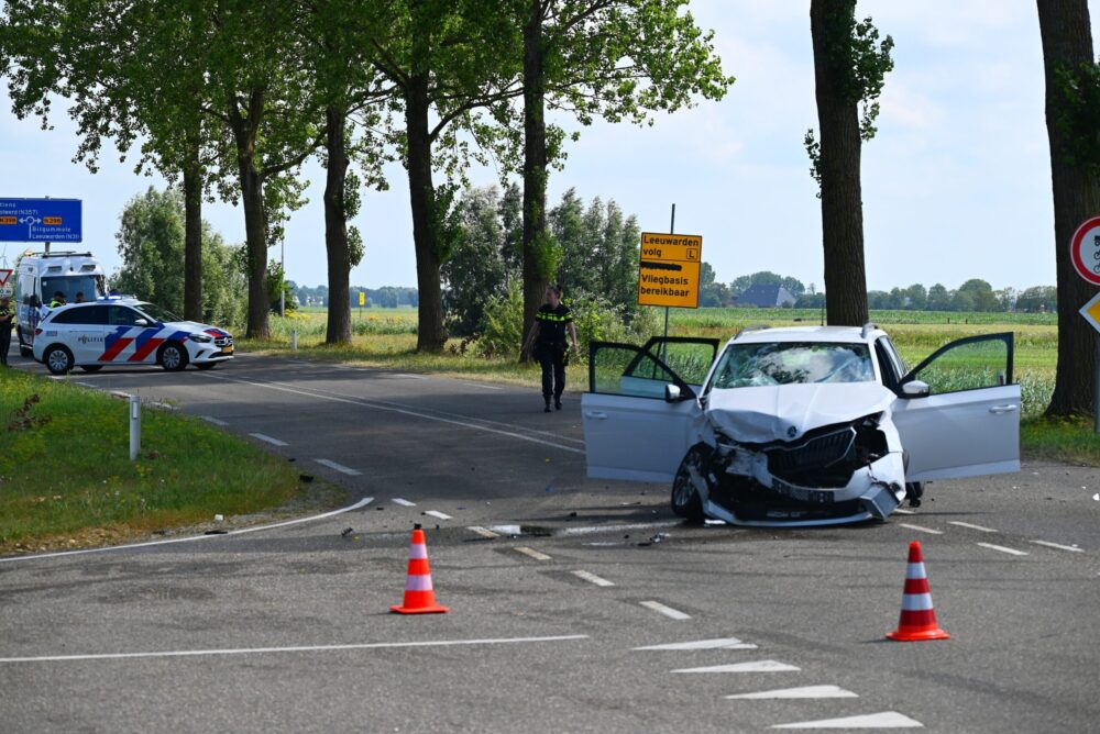 Ernstig ongeval op N393 bij Middelsedyk: persoon naar ziekenhuis
