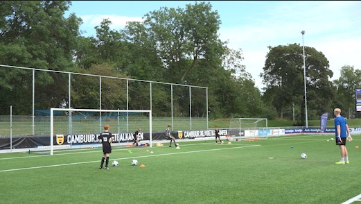 VIDEO: Voetbalfeest voor de jeugd: SC Cambuur Voetbalkampen weer begonnen