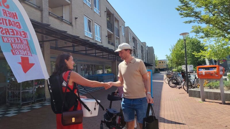 Beckerman spreekt in Leeuwarden met inwoners over stijgende kosten