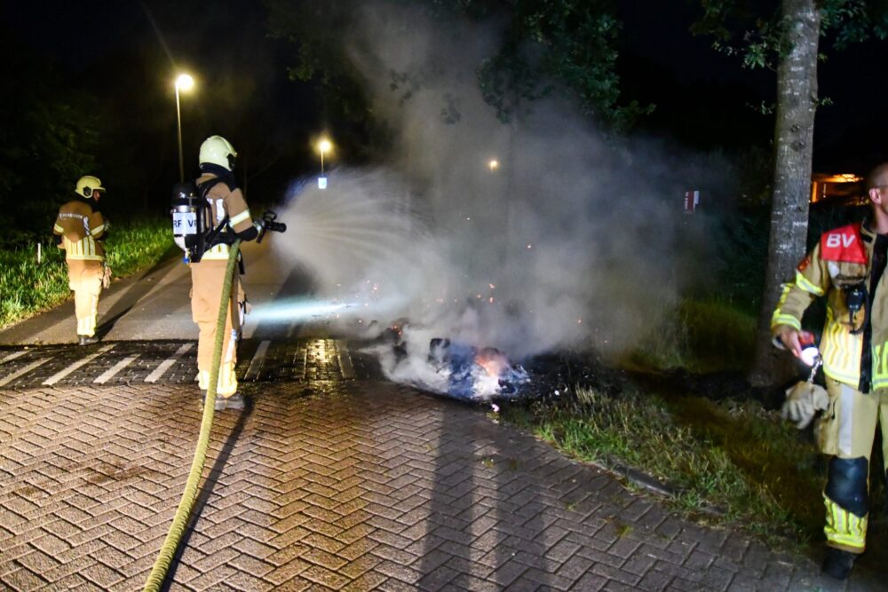 Vier kliko’s in brand gestoken aan Havanklaan in Leeuwarden