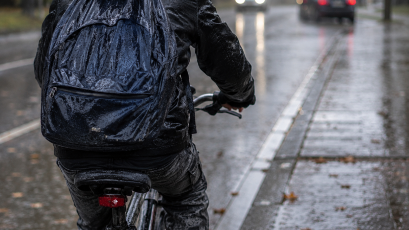 Scholen weer begonnen: Leeuwarden behoort volgens onderzoek tot Friese gemeenten met de meeste fietsongevallen