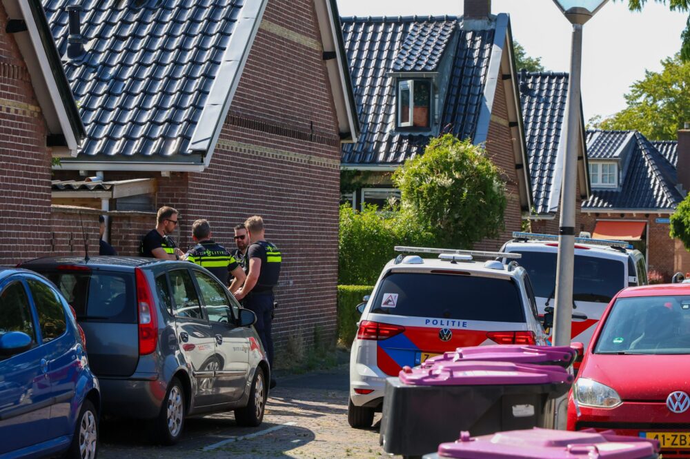 Politie lost schot op agressieve hond in Leeuwarden