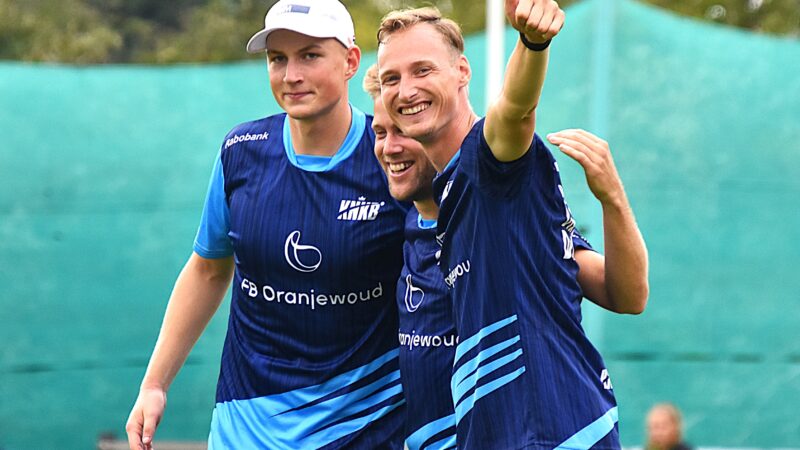 Favorieten struikelen niet op De Huizumer Cup-dag