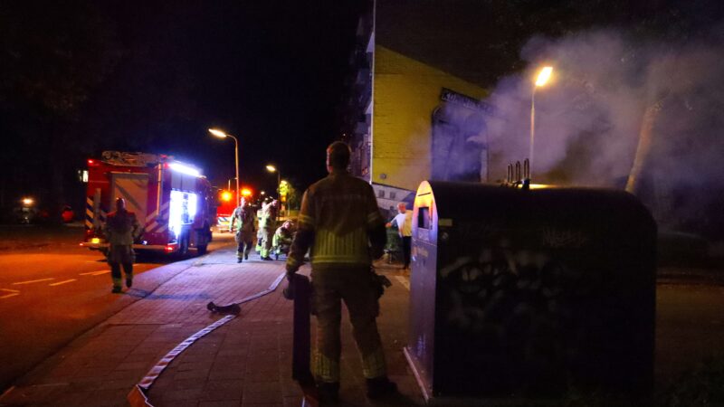 Containerbrand aan de Archipelweg in Leeuwarden