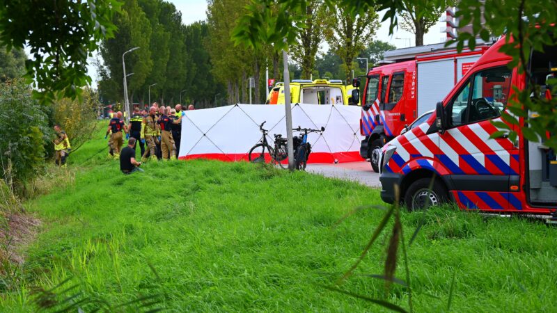 Twee gewonden bij ongeval met auto en motor aan Groningerstraatweg