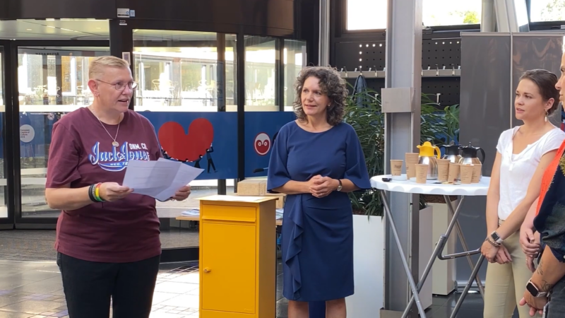 ‘Mijn wereld is alleen maar groter en mooier geworden’: Harma Grupstra vraagt aandacht voor laaggeletterdheid