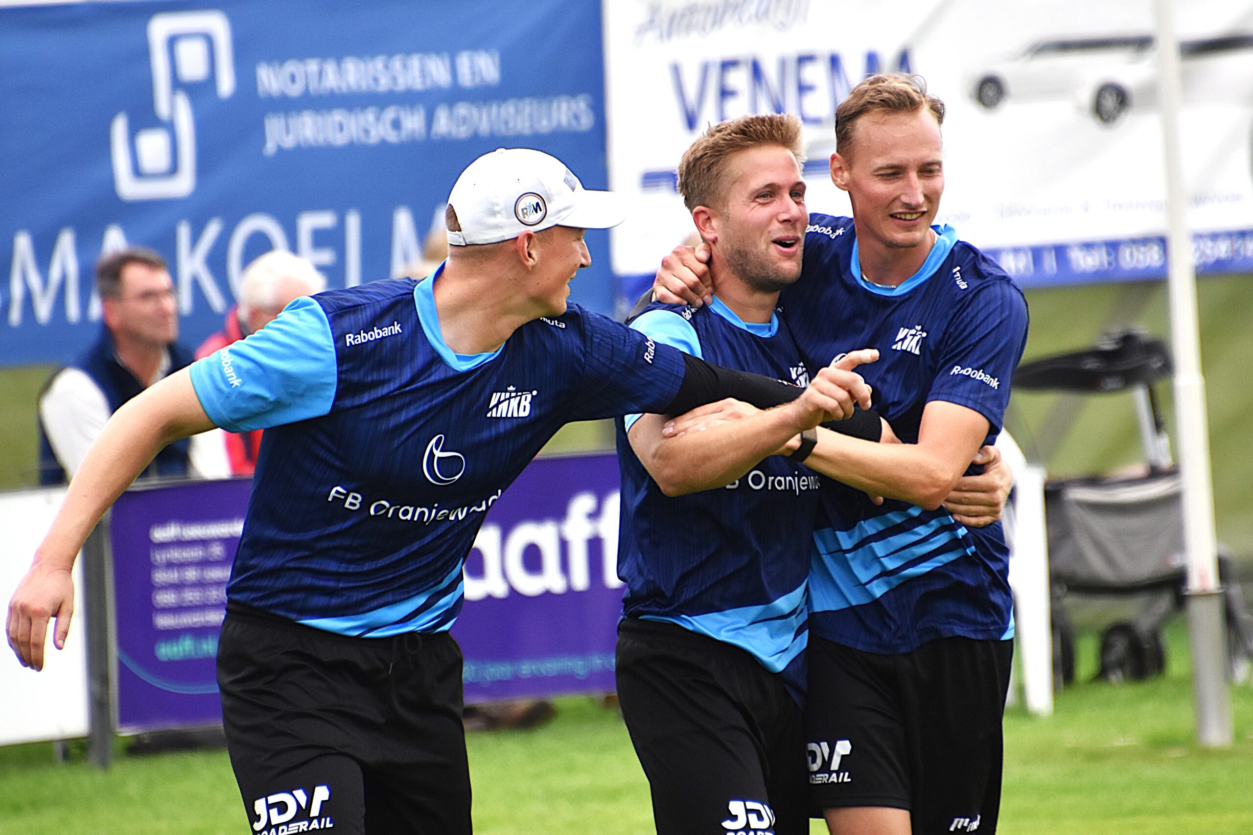 Nummer 18 voor van Zwieten, Minnesma en Steenstra