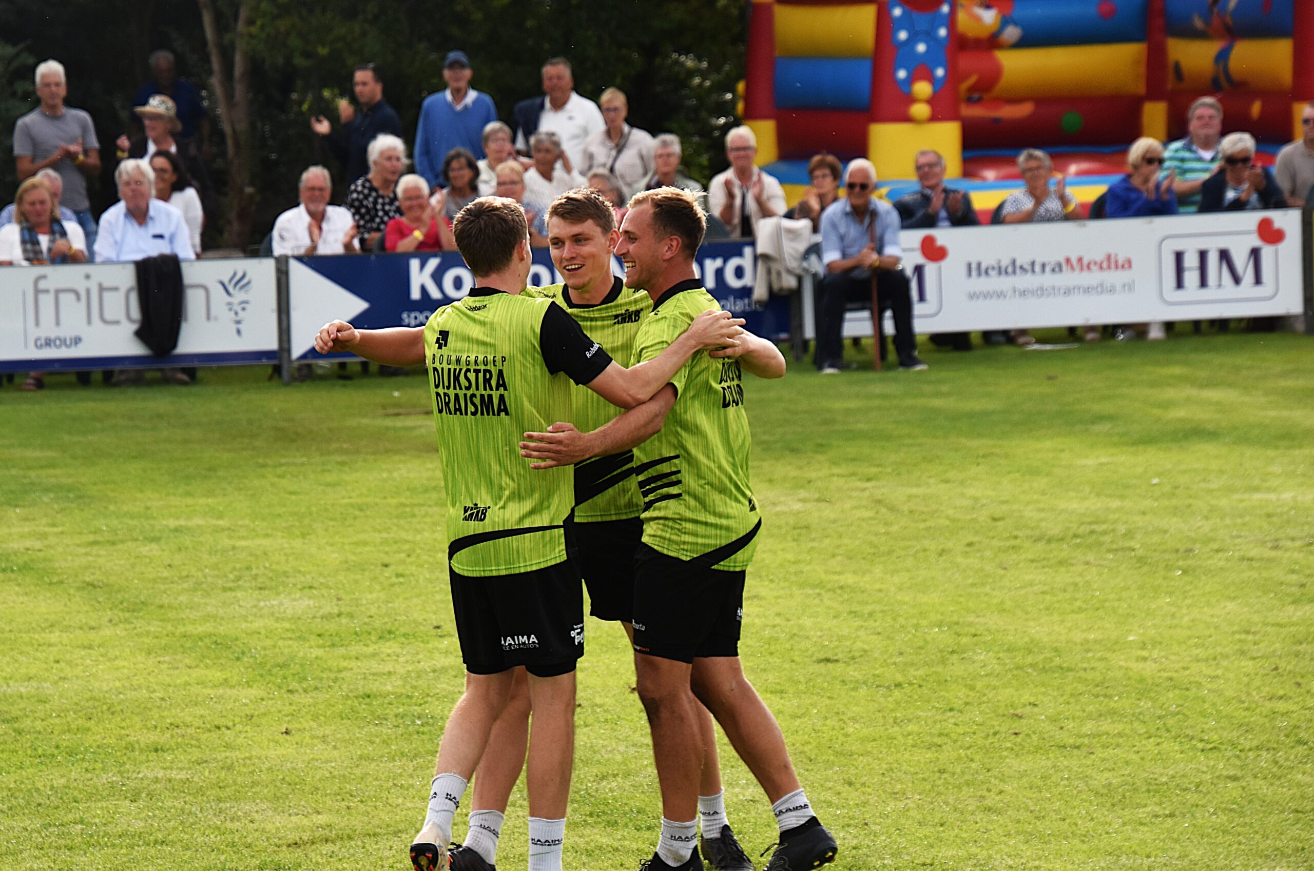 Bijltjesdag in Pingjum, eerste zege Dijkstra, de Haan en van Straten