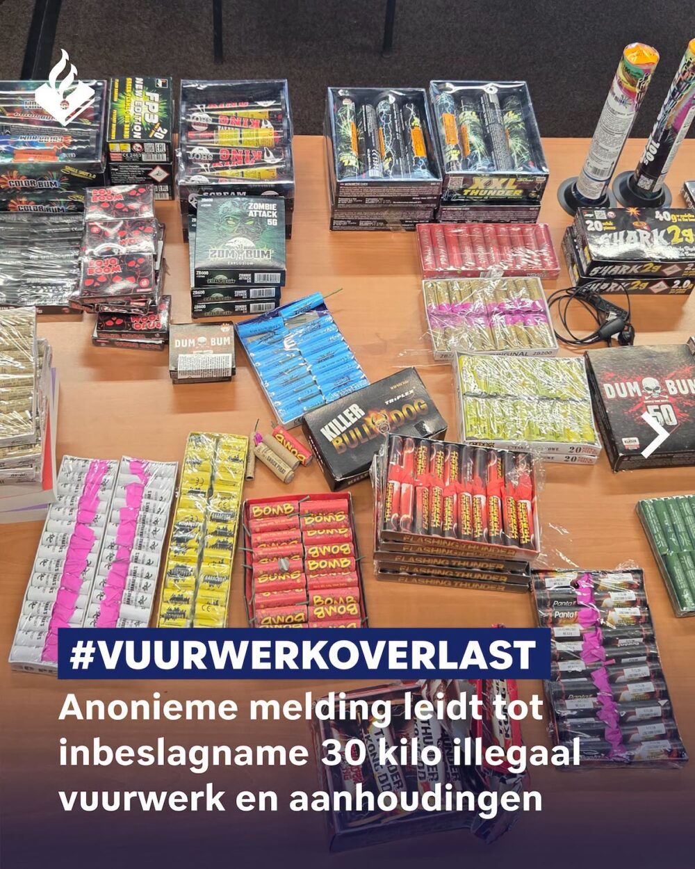 30 kilo illegaal vuurwerk in beslag genomen in Camminghaburen; minderjarige jongen en man (50) aangehouden