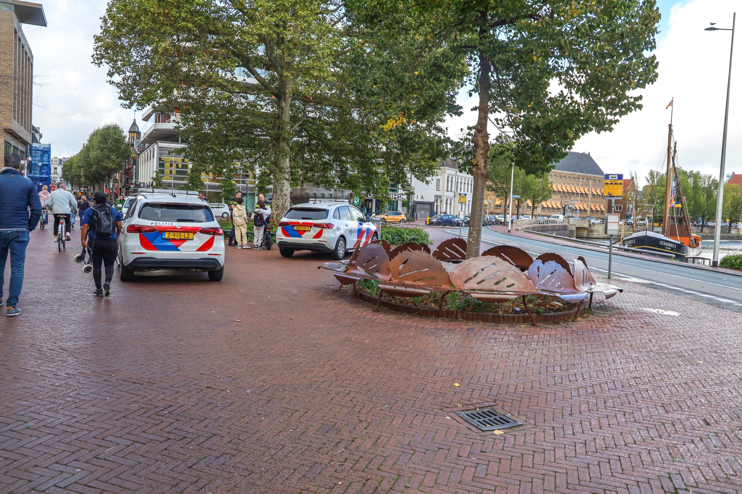 Persoon gewond bij steekincident op Wirdumerdijk in Leeuwarden