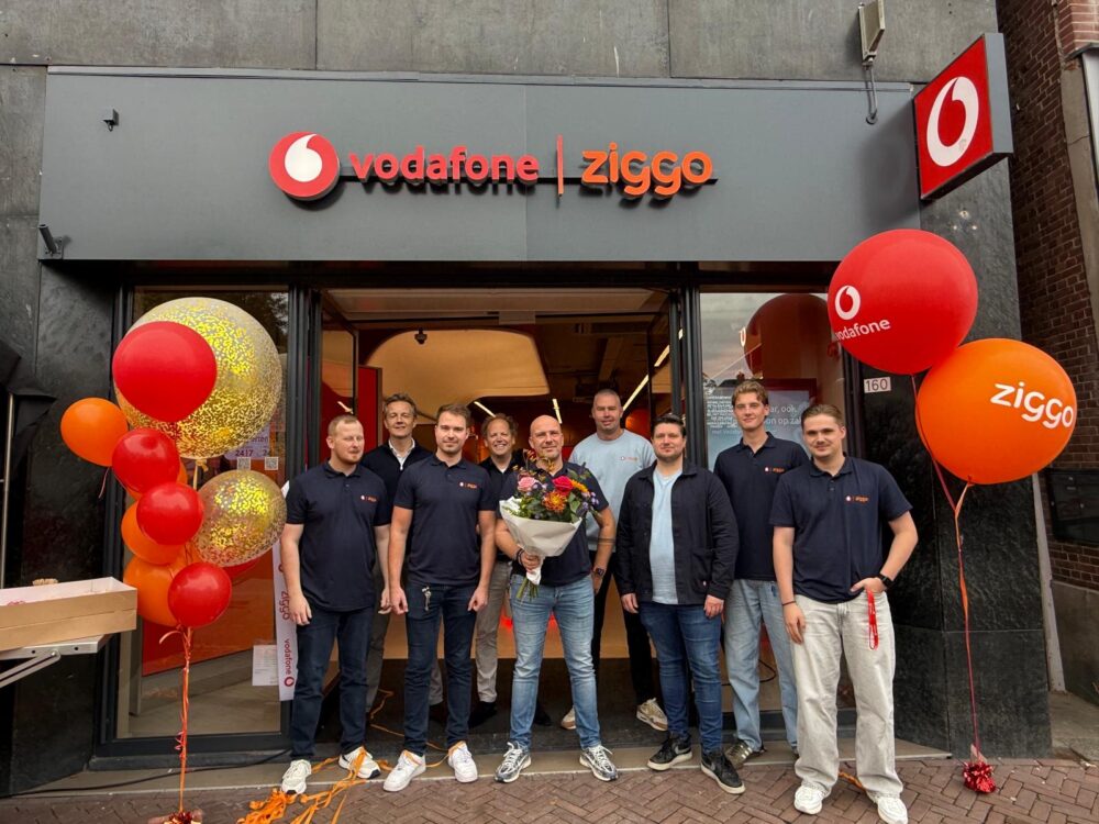 Vernieuwde Vodafone en Ziggo-winkel geopend aan Nieuwestad