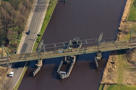 Leeuwarden krijgt geen geld voor vervanging oude spoorbrug over Van Harinxmakanaal